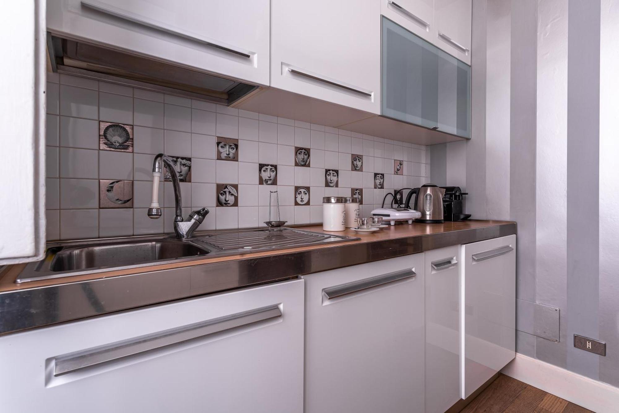 Apartment Iflat Lina Cavalieri House Rom
